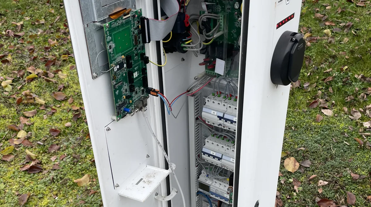 AS-C validé : 85 jours en bornes de recharge EV