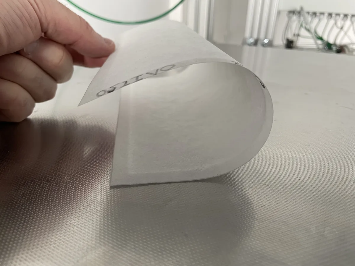 Mesoporous SRD material in test chamber